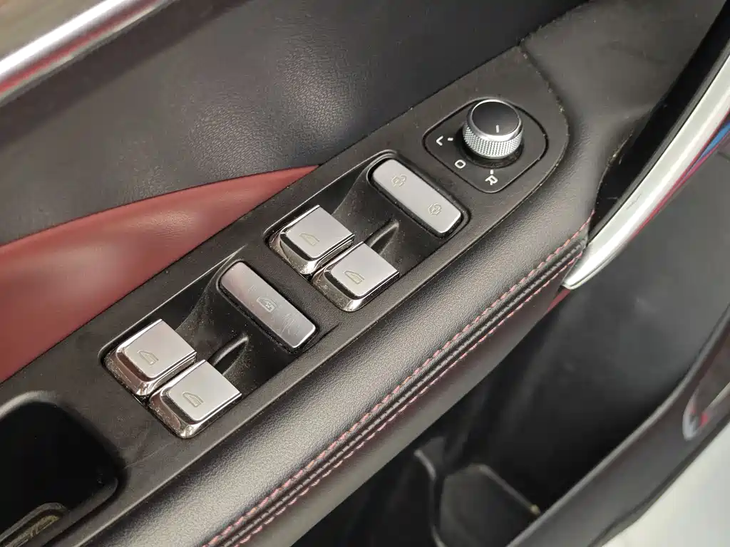 Geely Binyue 2019 Sport 260T DCT VI