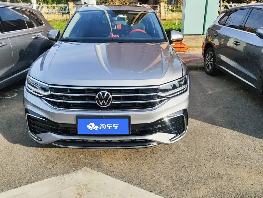 Volkswagen Tiguan L — миниатюра 2