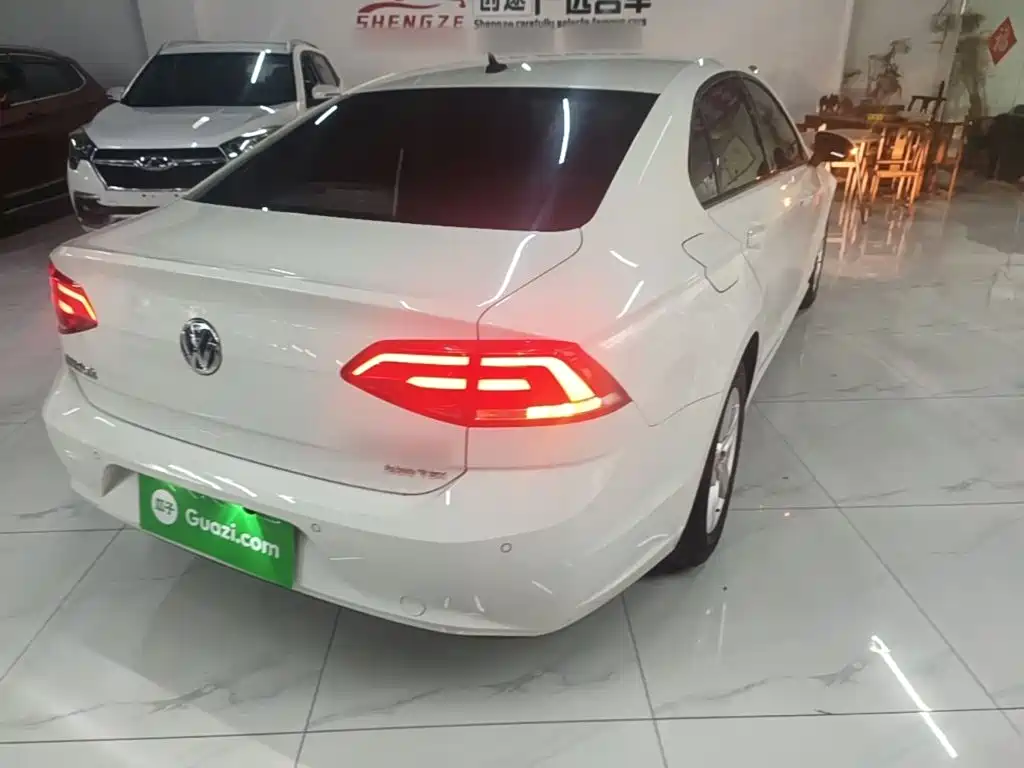 Volkswagen Lamando — миниатюра 8