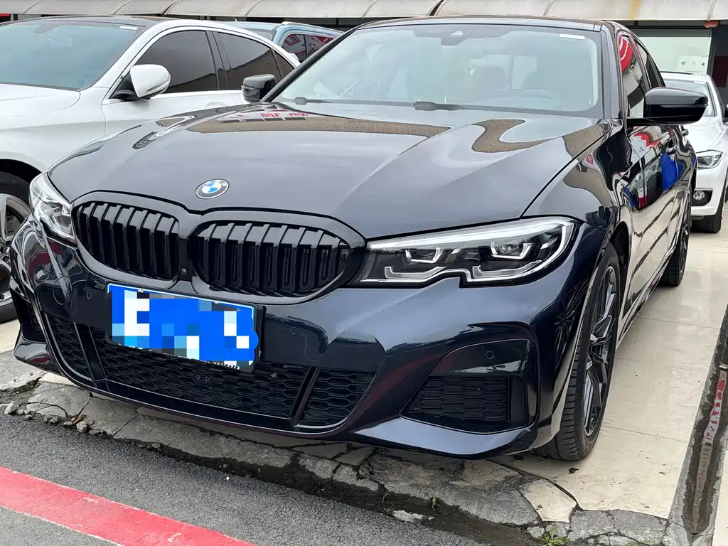BMW 3 Series 2021