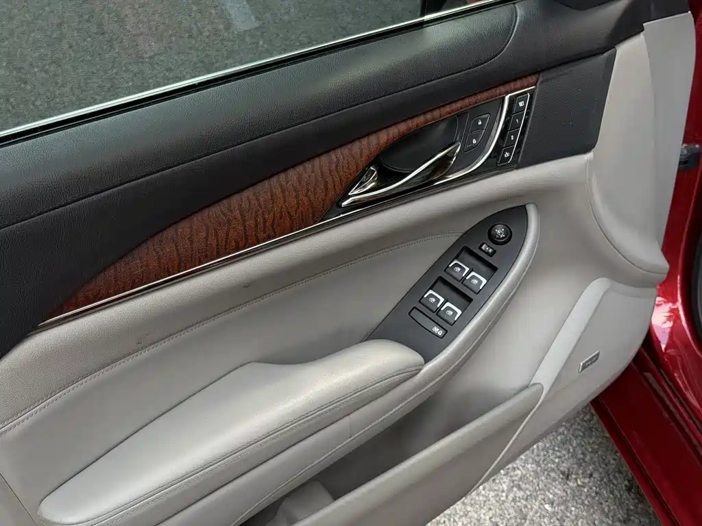 Cadillac CTS — миниатюра 23