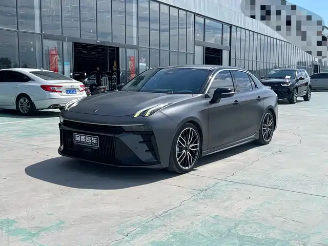 2023 Lynk & Co 03