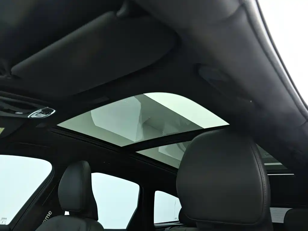 Volvo XC60 — миниатюра 12