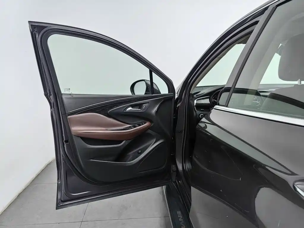 Buick Envision Plus — миниатюра 8