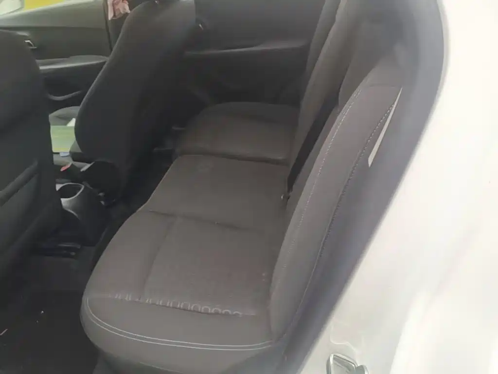 Chevrolet Trax — миниатюра 17