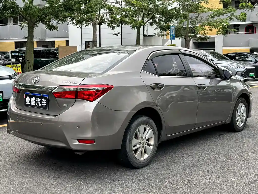Toyota Corolla — миниатюра 3