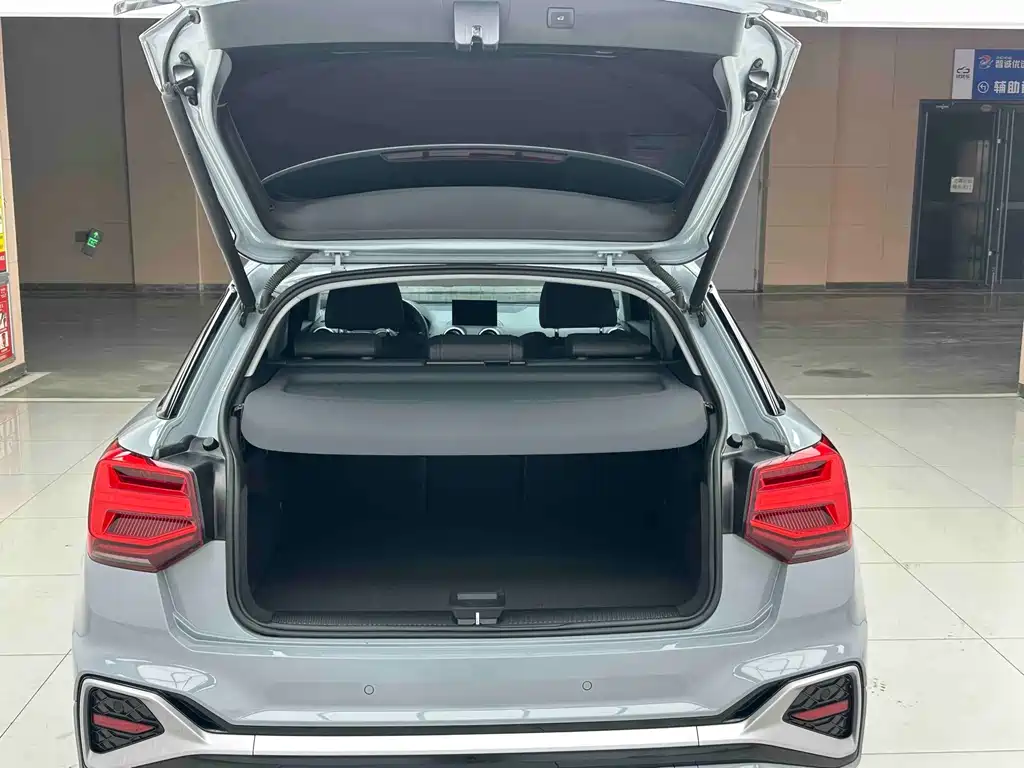 Audi Q2L — миниатюра 10
