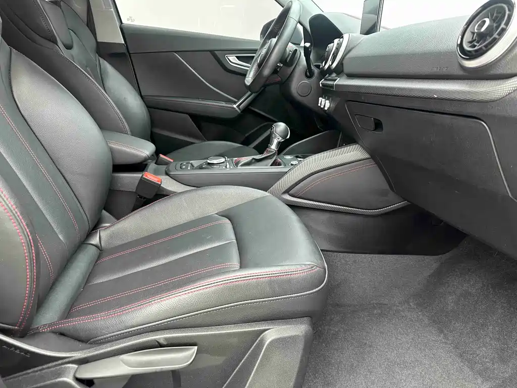 Audi Q2L — миниатюра 8