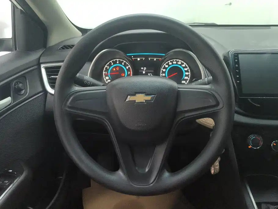 Chevrolet Cavalier — миниатюра 15