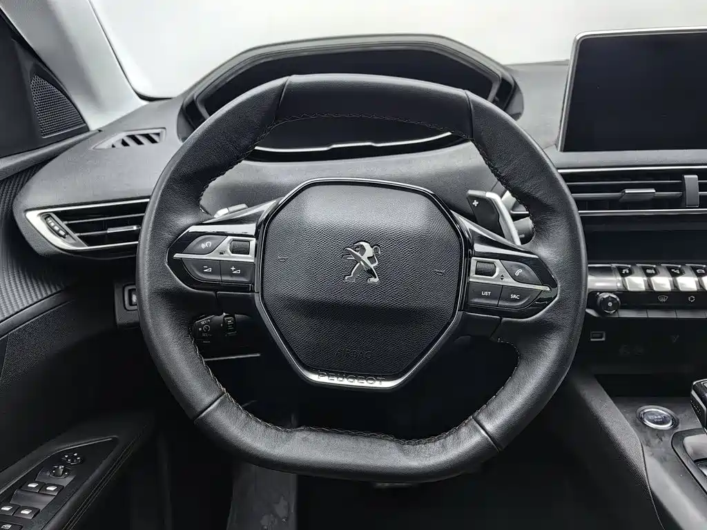 Peugeot 4008 — миниатюра 11