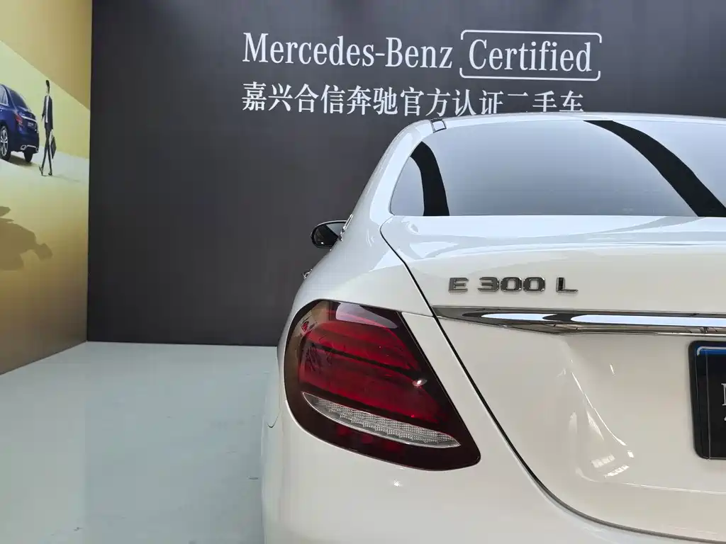 Mercedes-Benz E-Class — миниатюра 33