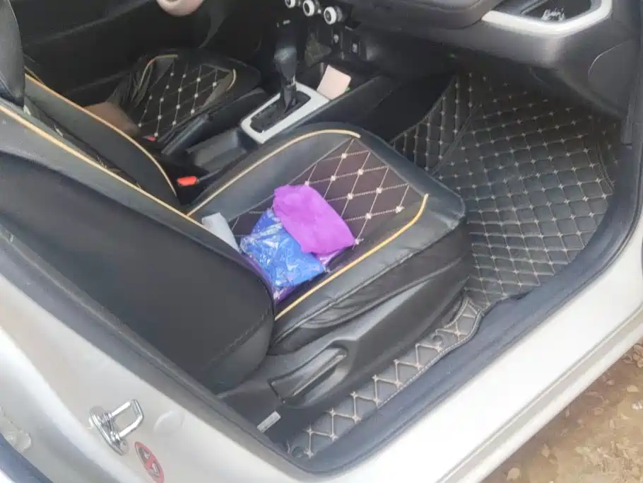 Honda Fit — миниатюра 8