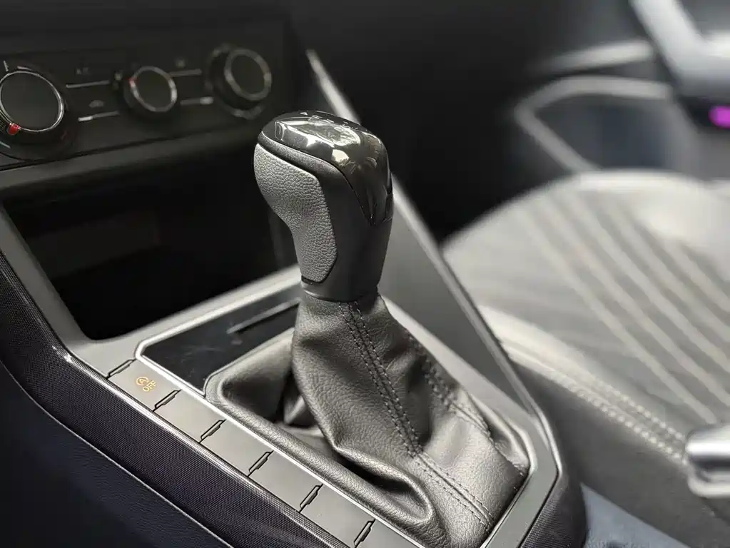 Volkswagen Lavida — миниатюра 8