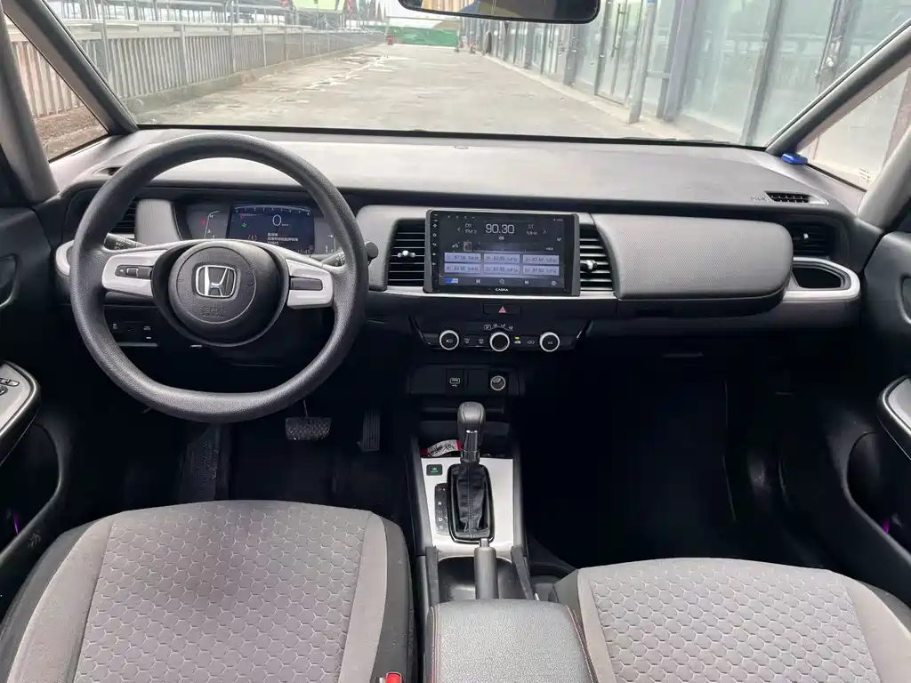 Honda Fit — миниатюра 8