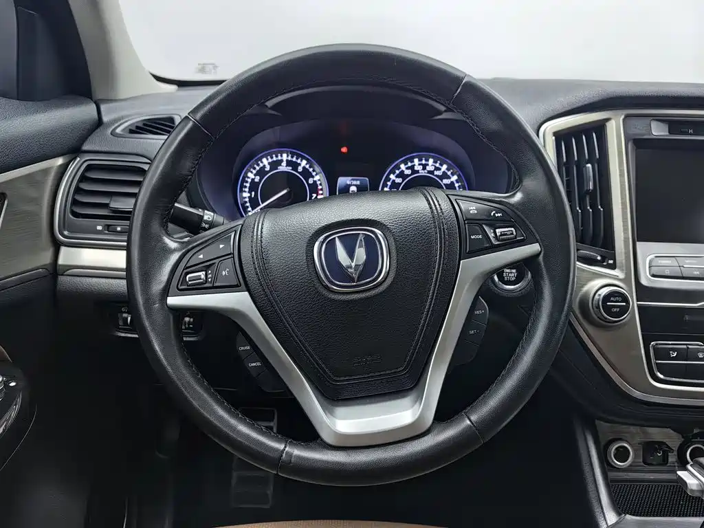 Changan CS95 — миниатюра 11