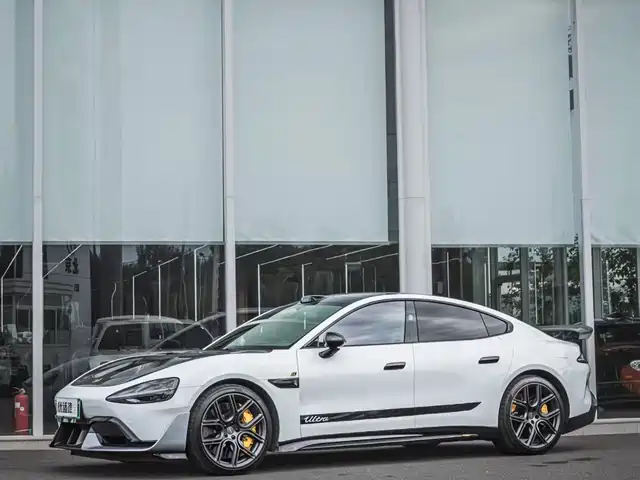 2025 xiaomi SU7