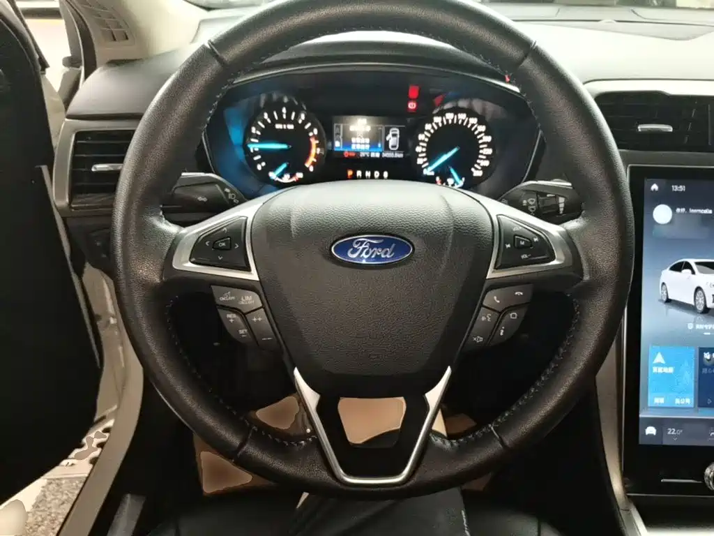 Ford Mondeo — миниатюра 11