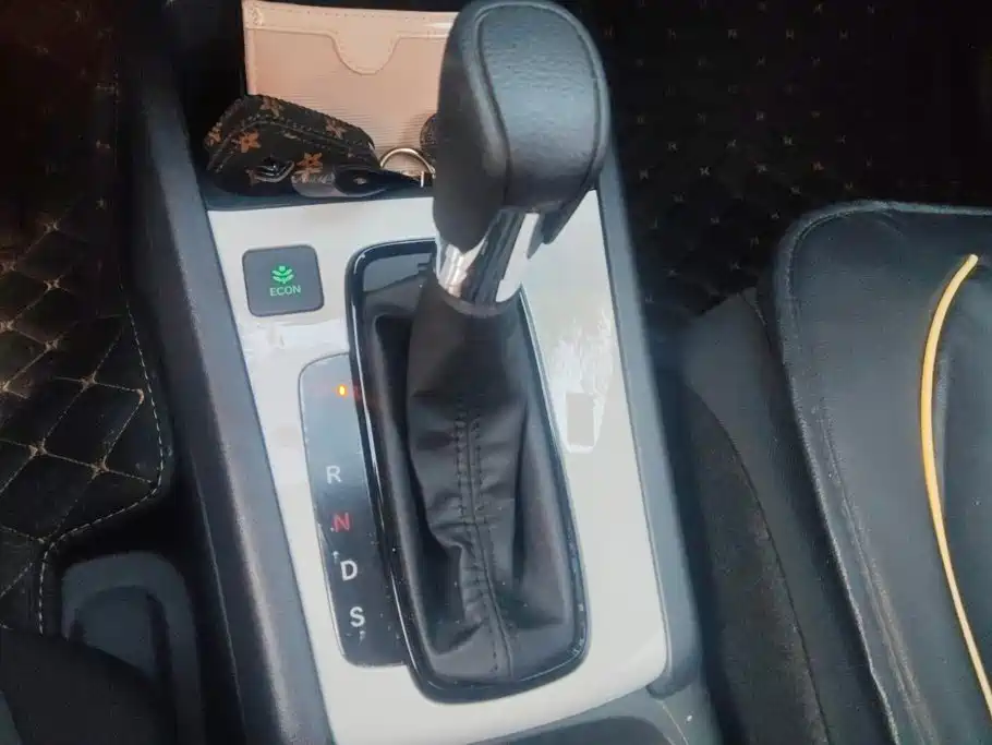 Honda Fit — миниатюра 16