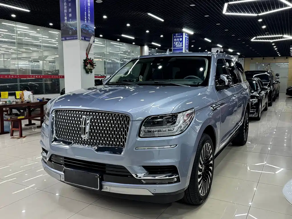 Lincoln Navigator 2022