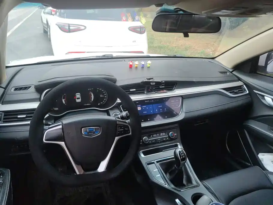 Geely Emgrand — миниатюра 12