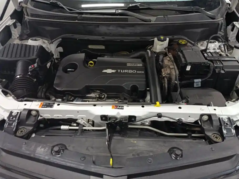 Chevrolet Equinox — миниатюра 10