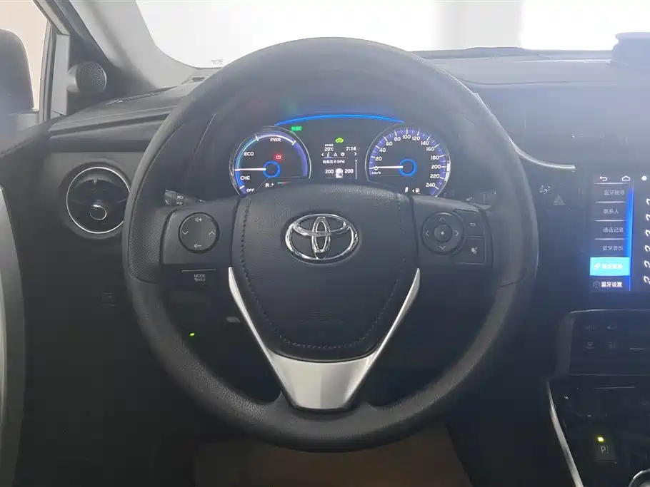 TOYOTA COROLLA DUAL ENGINE E+