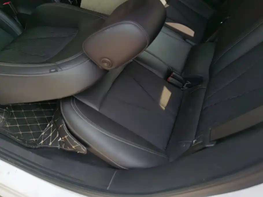 Buick Verano — миниатюра 11