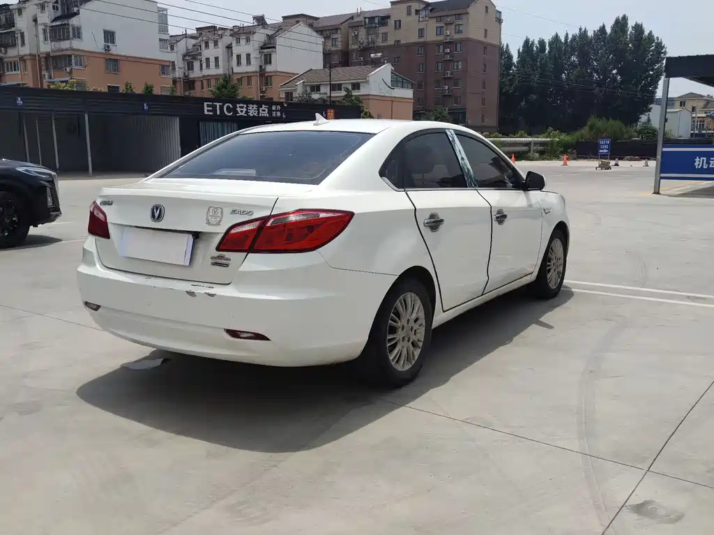 Changan Eado 2014 1.6L MT Luxury