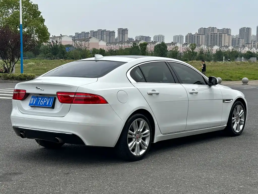Jaguar XEL 2018 2.0T 200PS Premium