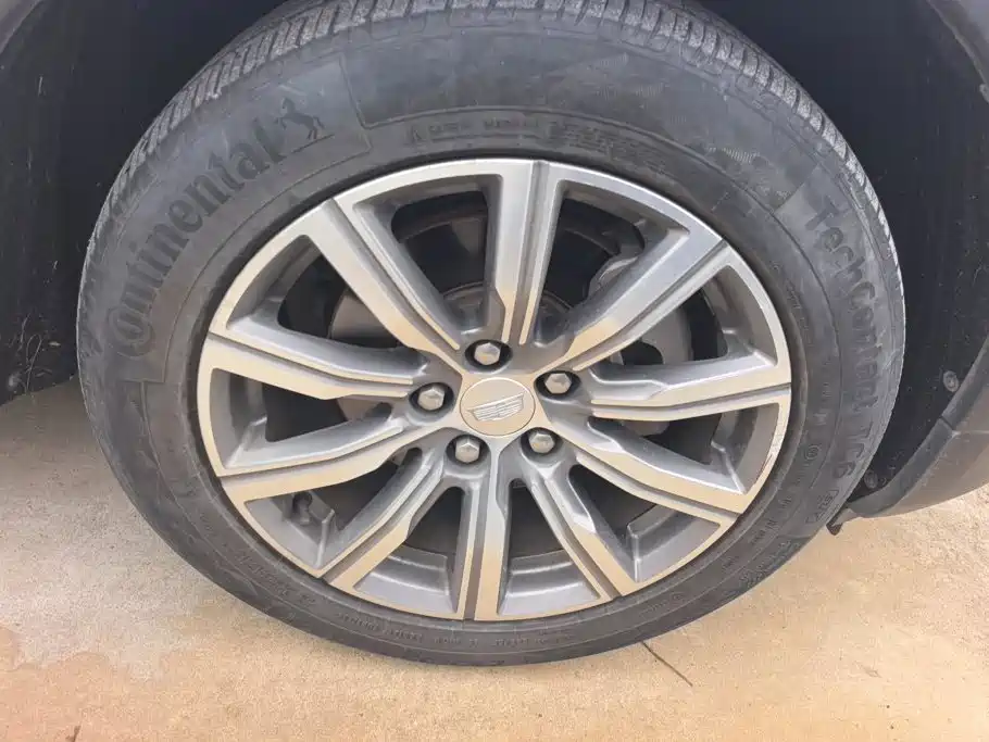 Cadillac XT4 — миниатюра 6