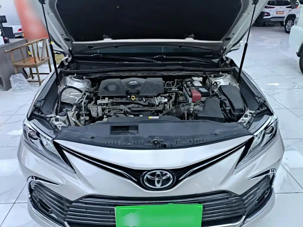 Toyota Camry — миниатюра 20