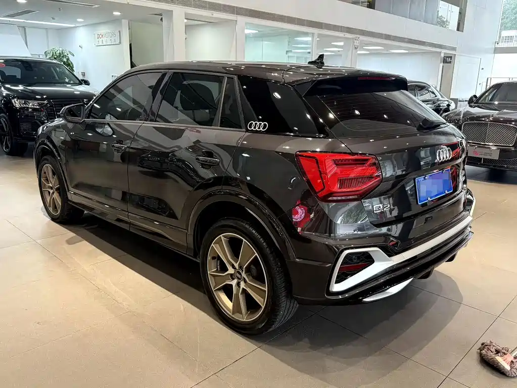 Audi Q2L — миниатюра 6
