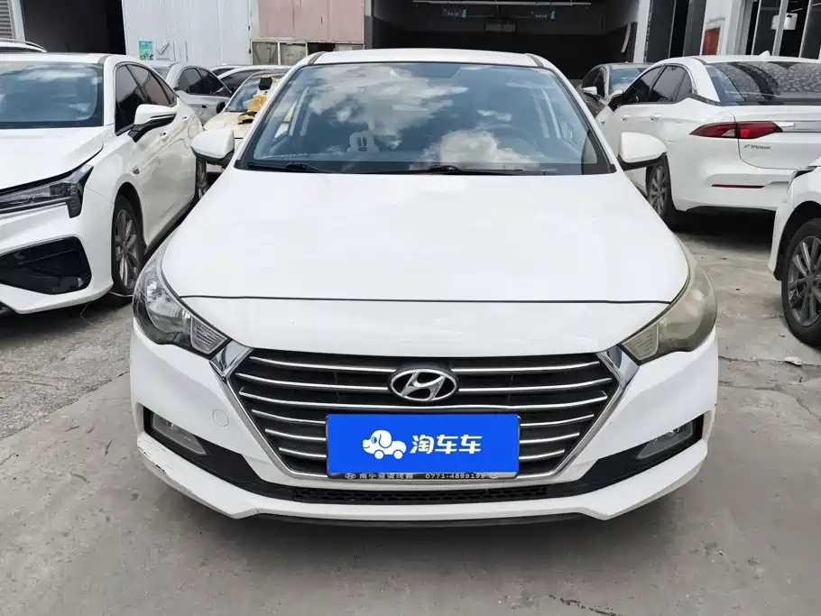 Hyundai Verna — миниатюра 2