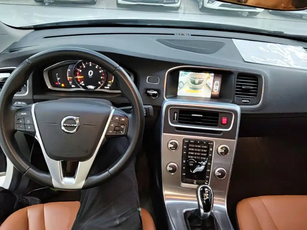 Volvo S60 — миниатюра 10