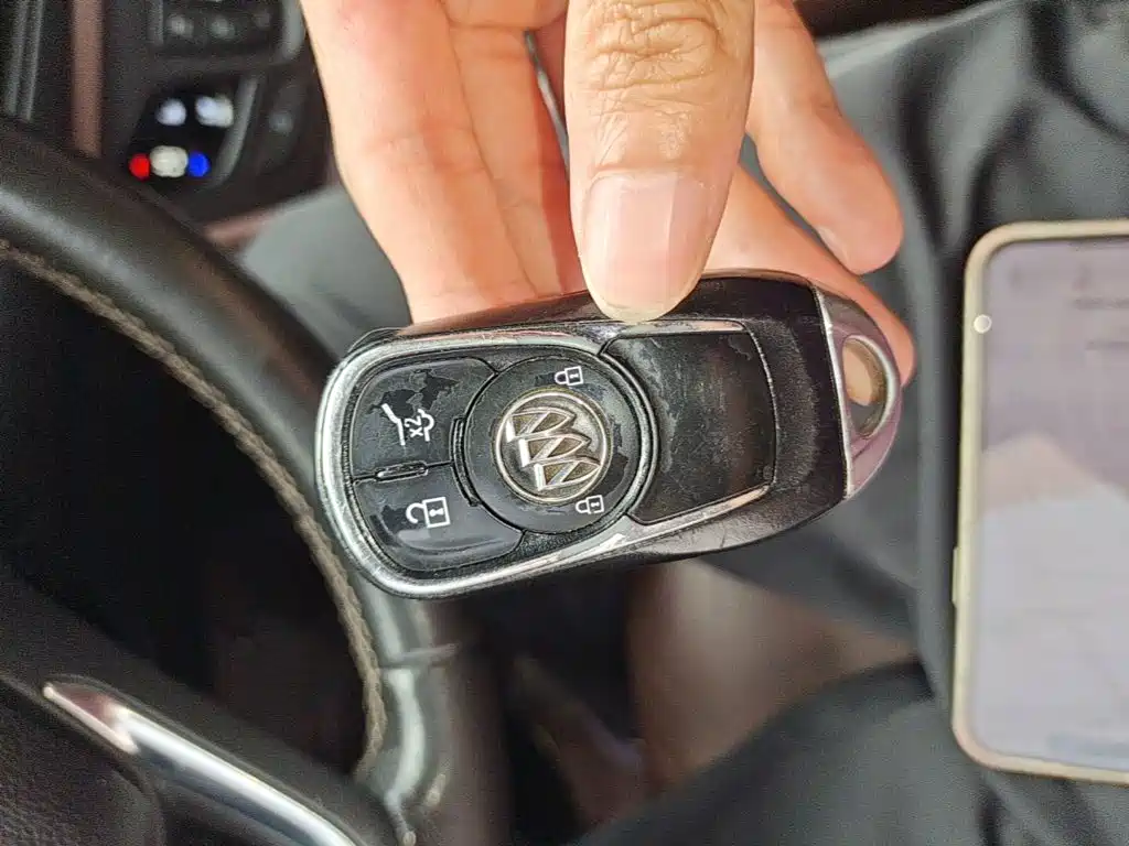 Buick Envision Plus — миниатюра 9