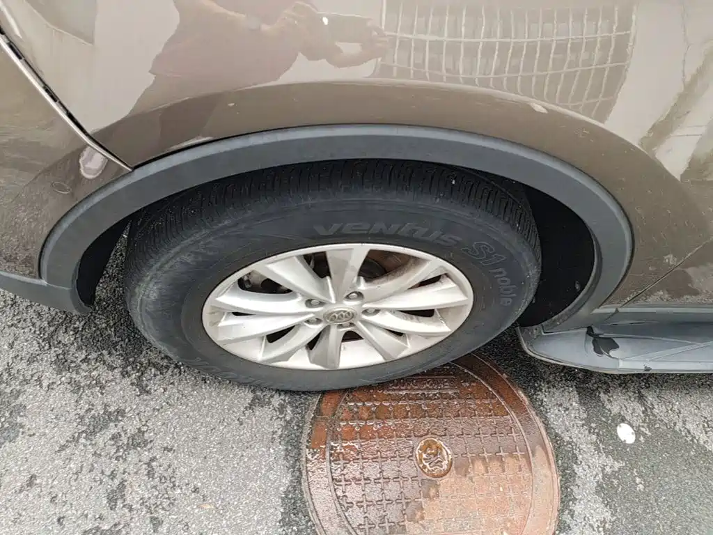 Buick Envision Plus — миниатюра 23