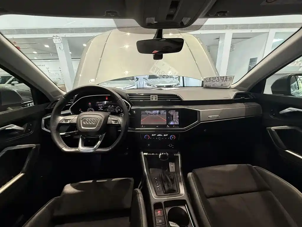 Audi Q3 — миниатюра 16