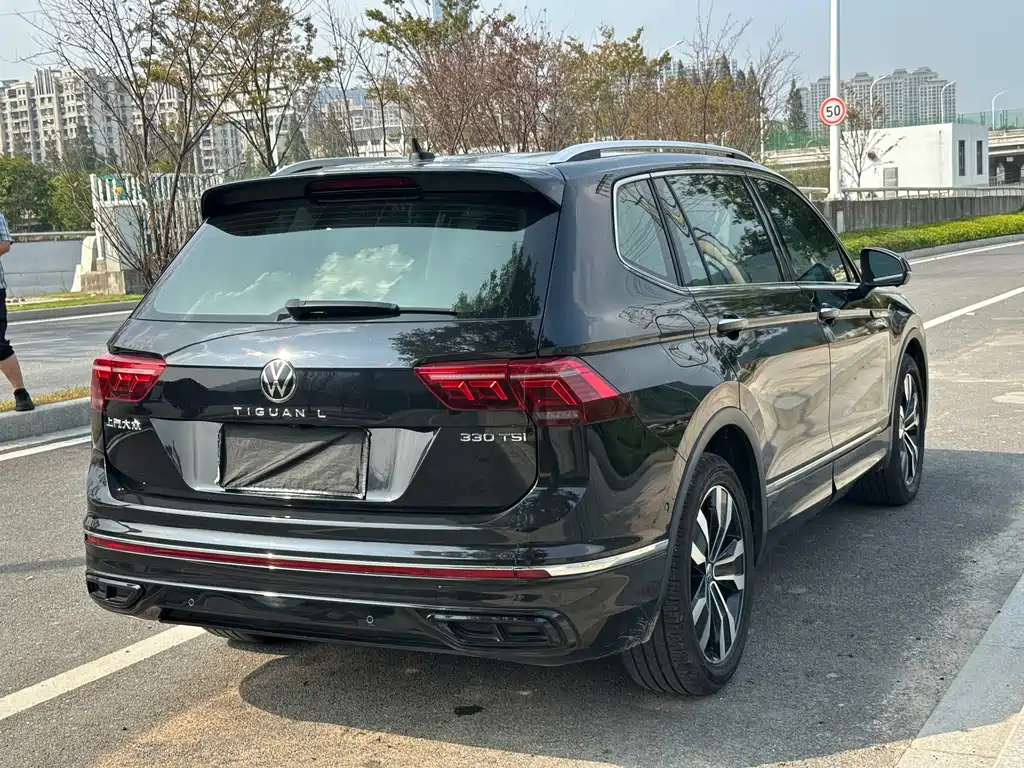 Volkswagen Tiguan L — миниатюра 6