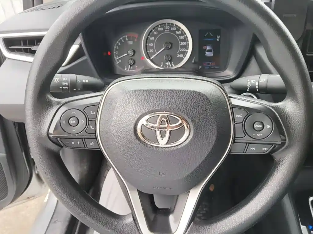 Toyota Corolla — миниатюра 11