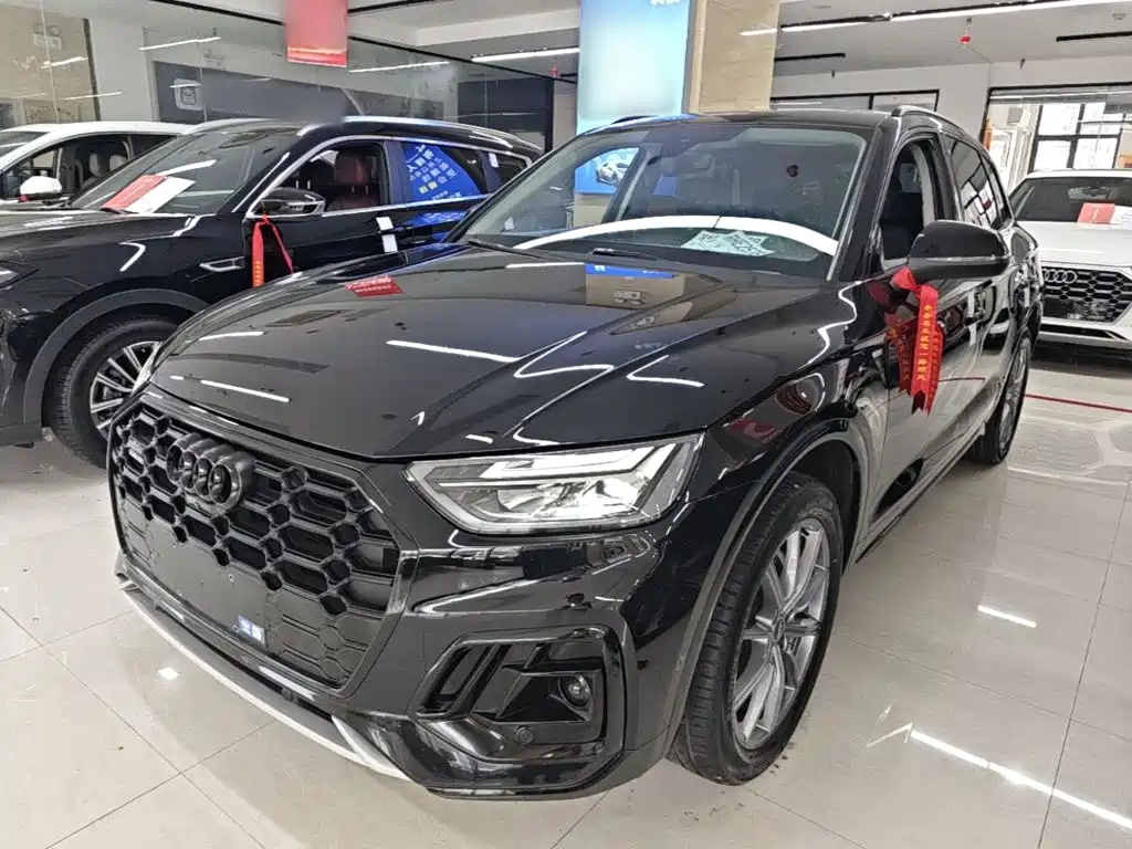 Audi Q5L — миниатюра 2