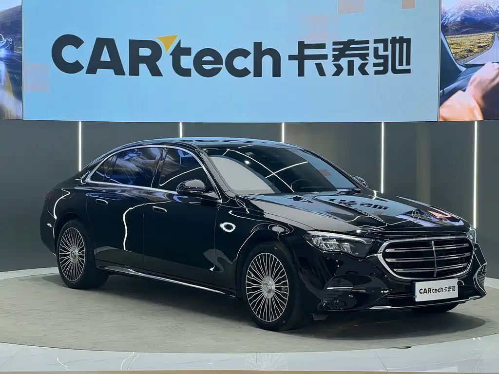 Mercedes-Benz E-Class — миниатюра 3