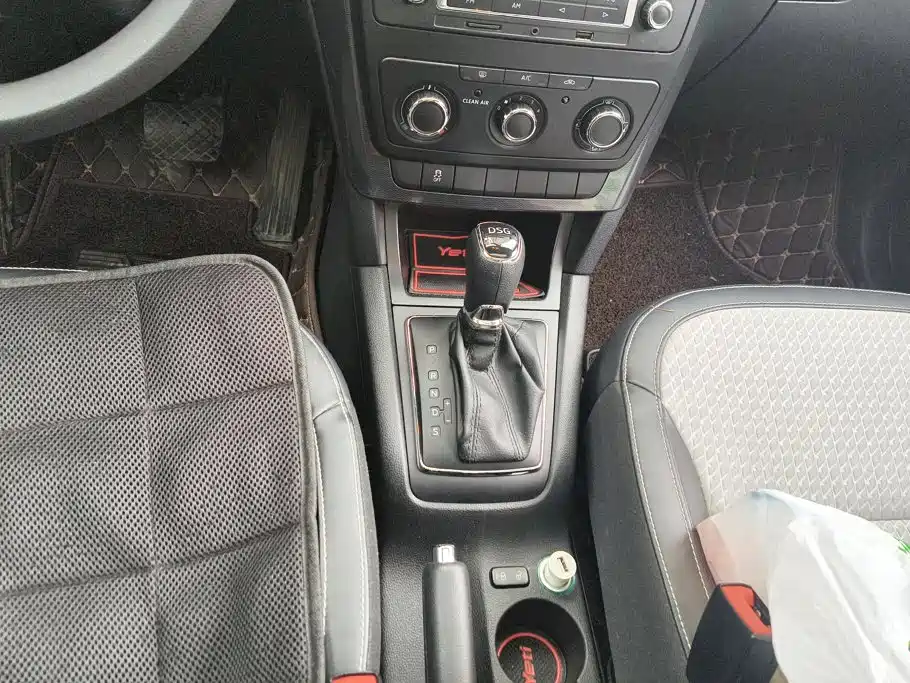 Skoda Yeti — миниатюра 16