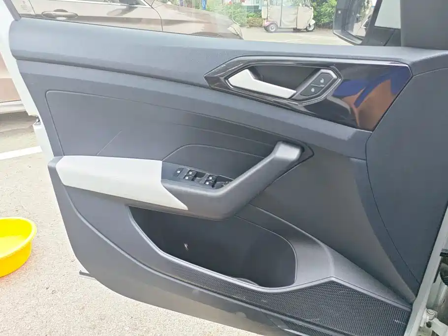 Volkswagen Tharu — миниатюра 7