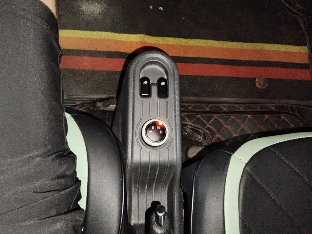 Wuling MINIEV — миниатюра 15