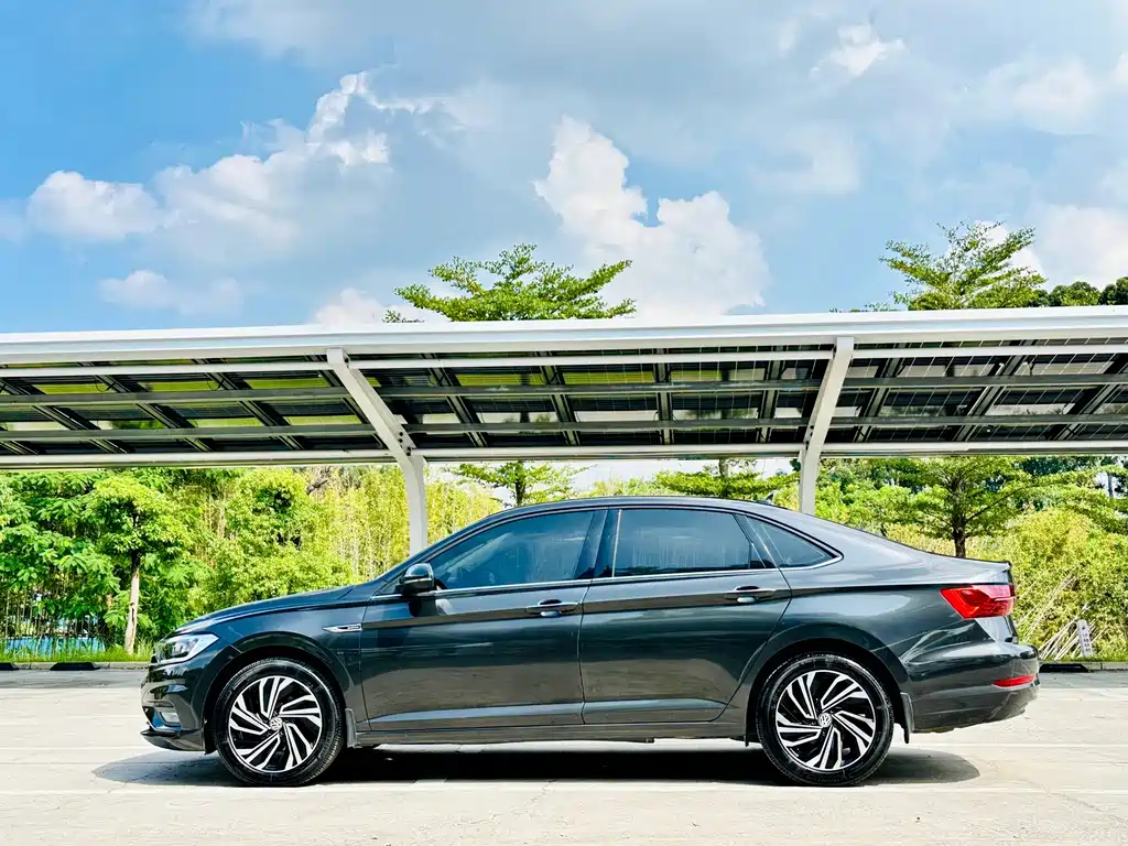 Volkswagen Sagitar — миниатюра 9