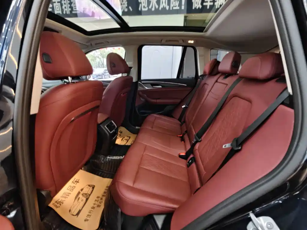 BMW X3 — миниатюра 8