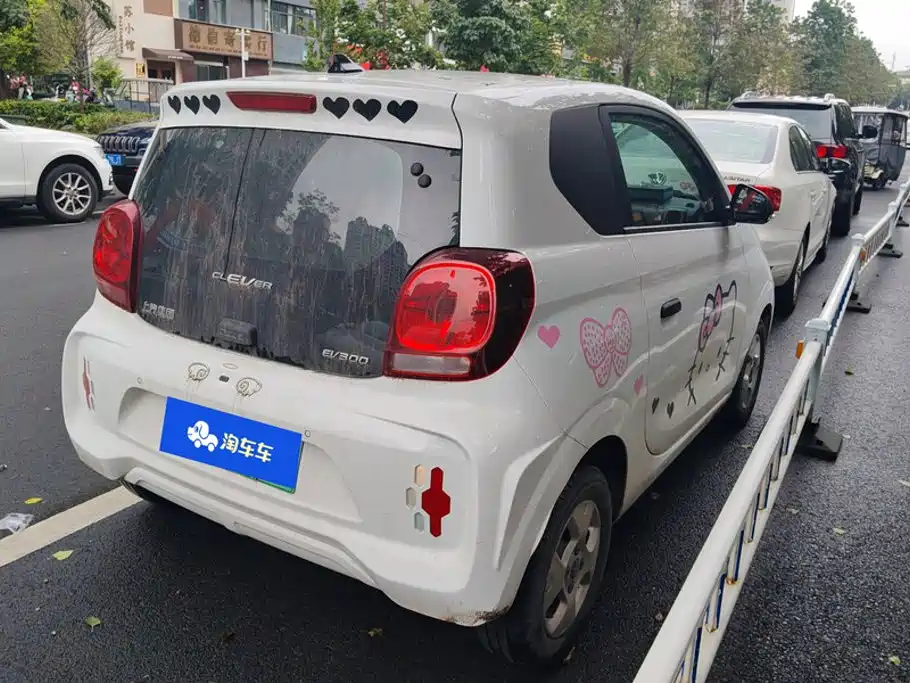 Roewe Clever — миниатюра 3