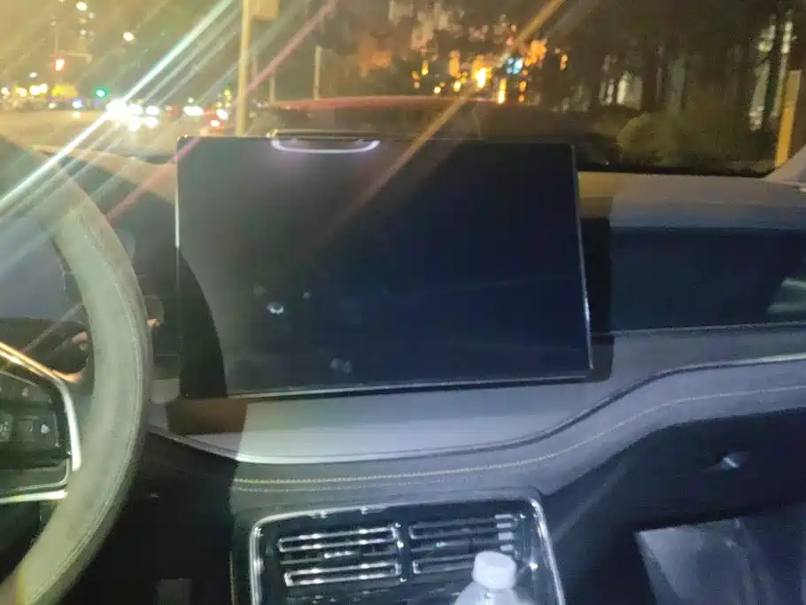 BYD Tang New Energy — миниатюра 13