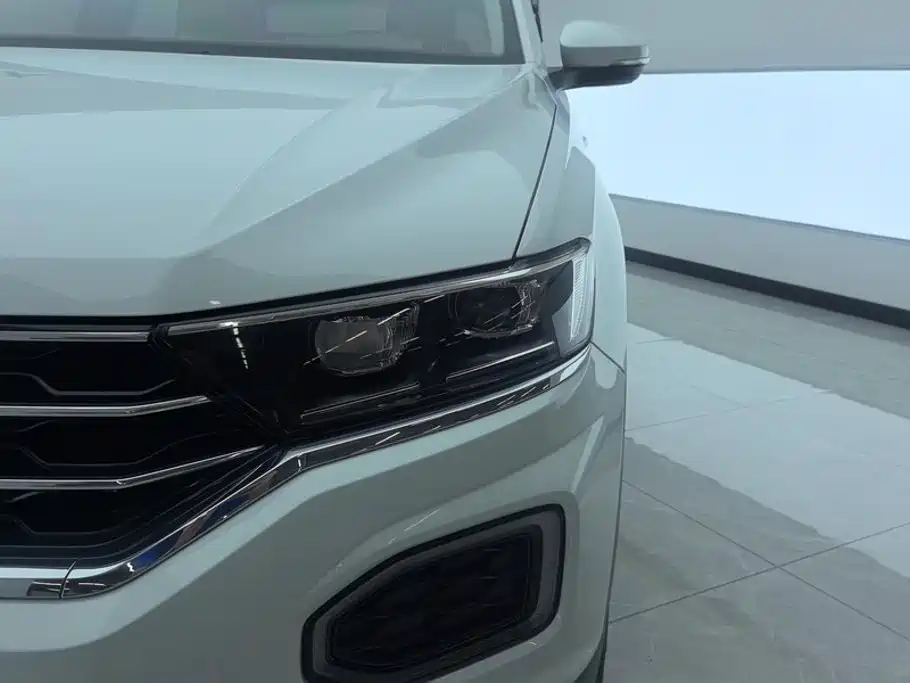 Volkswagen T-Roc — миниатюра 5