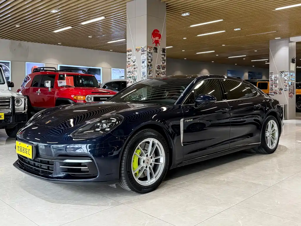 Porsche Panamera Hybrid 2018